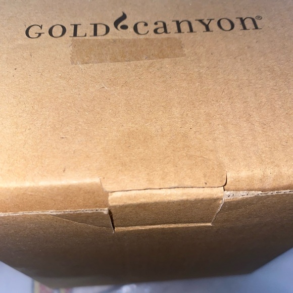 New Gold Canyon White Vase - Picture 5 of 5